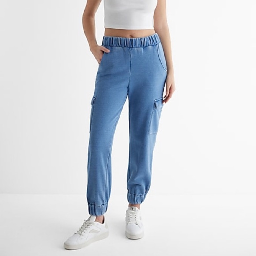 Express high-waisted cargo joggers in light blue Size Large